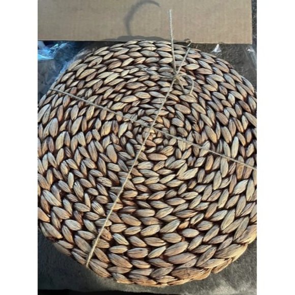 (Sizes: 12"-13"-14") Woven Placemats, Brown Round Rattan Placemat 12" - Set of 6 - Picture 2 of 3